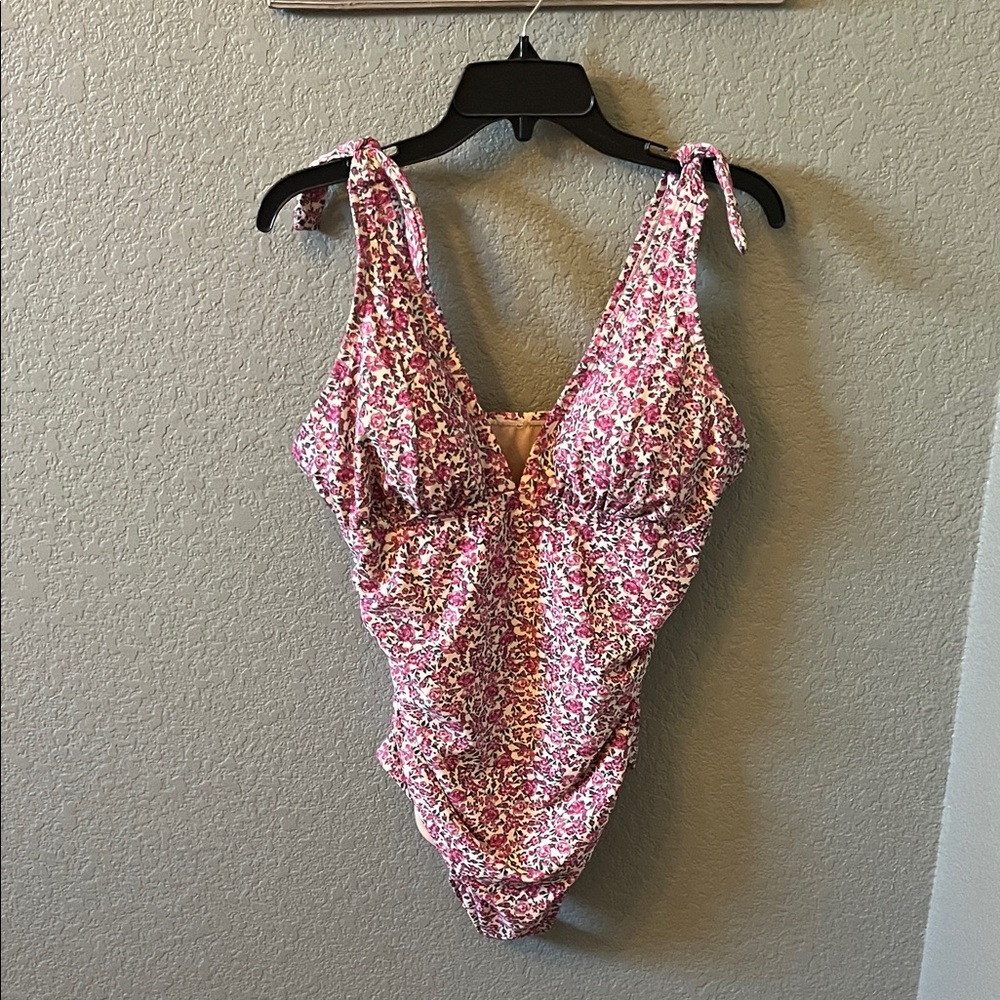 Kona Sol Pink Floral One-Piece Swimsuit NWOT